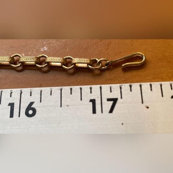 Vintage Emmons Necklace Gold Tone Filigree Panel Medallion Signed 16" - Picture 4 of 4